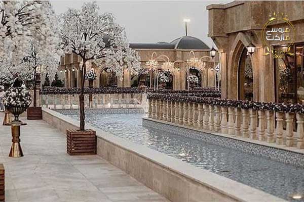 فضای سبز باغ تالار عمارت دایانا با آلاچیق و آبنما