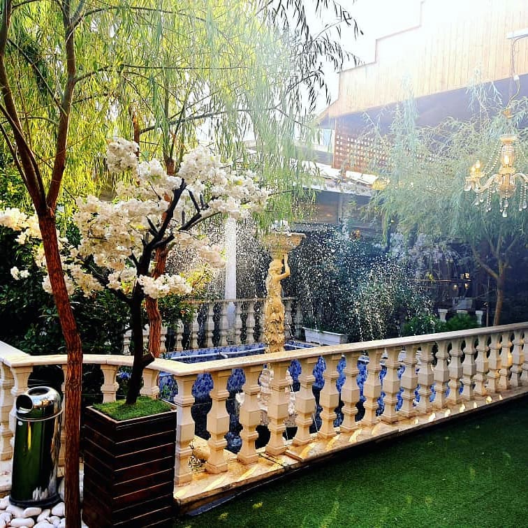 فضای باز بسیار زیبا در سالن عقد نیکی