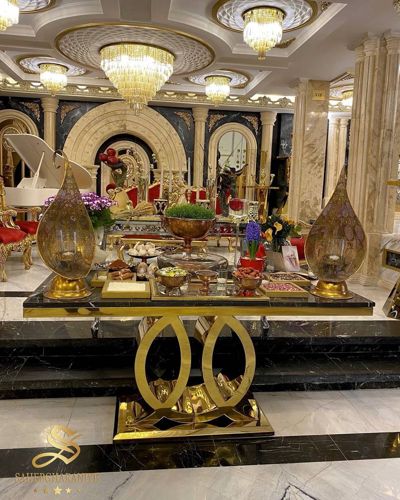 میزآرایی ورودیه تالار تشریفاتی صاحبقرانیه
