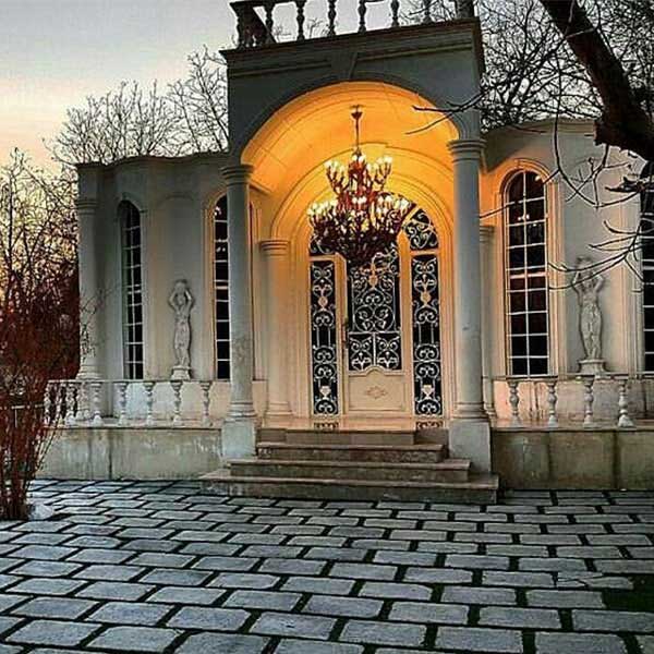 نمای ورودی تالار پذیرایی احسان