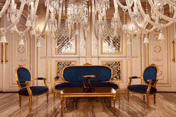 عمارت مجلل کریستال