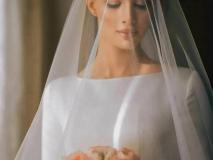 لباس عروس پوشیده