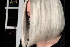تصویر بند انگشتی کوتاهی ژورنالی مو