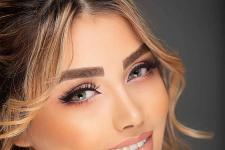 تصویر بند انگشتی میکاپ لایت عروس