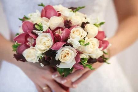 دسته گل عروس
